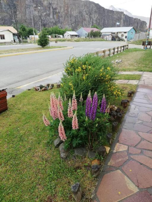 Madre Roca Apartamento El Chaltén Exterior foto